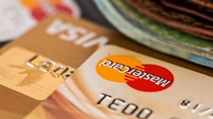 Prepaid Credit Cards vs. Debit Cards